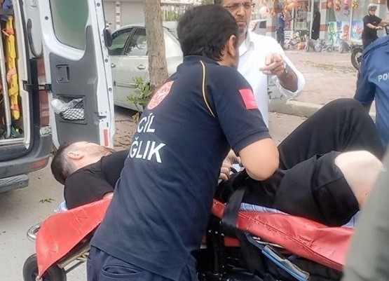 Alacak verecek kavgası kanlı bitti: 4 kişi yaralandı