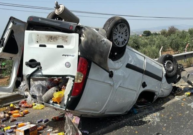 İki araç çarpıştı: 1 ölü, 5 yaralı