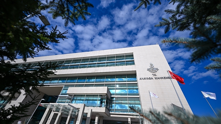 Resmi Gazete'de yayınlandı:AYM, rektörlerin Cumhurbaşkanı tarafından atanmasına ilişkin düzenlemeyi iptal etti