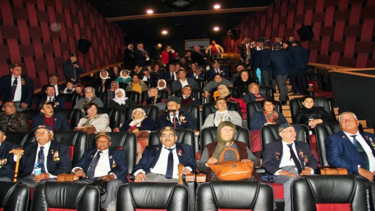 Gaziler Ayla'yı izledi