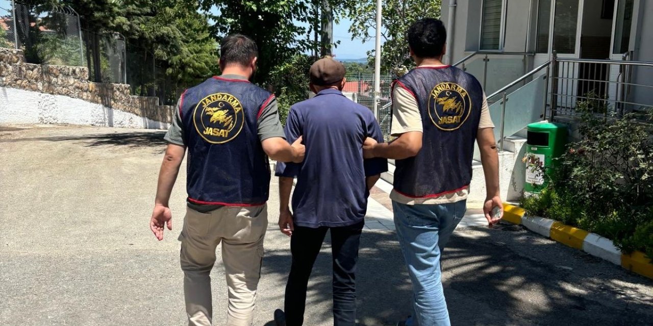 Jandarma 11 yıldır aranan şahsı yakaladı