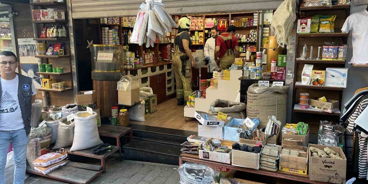 Yük asansörüne başı sıkışan işçi hayatını kaybetti