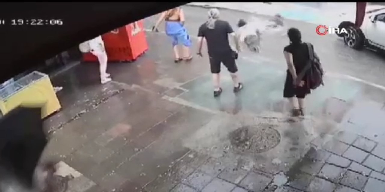 İki kişinin elektrik akımından hayatını kaybettiği anlar kamerada