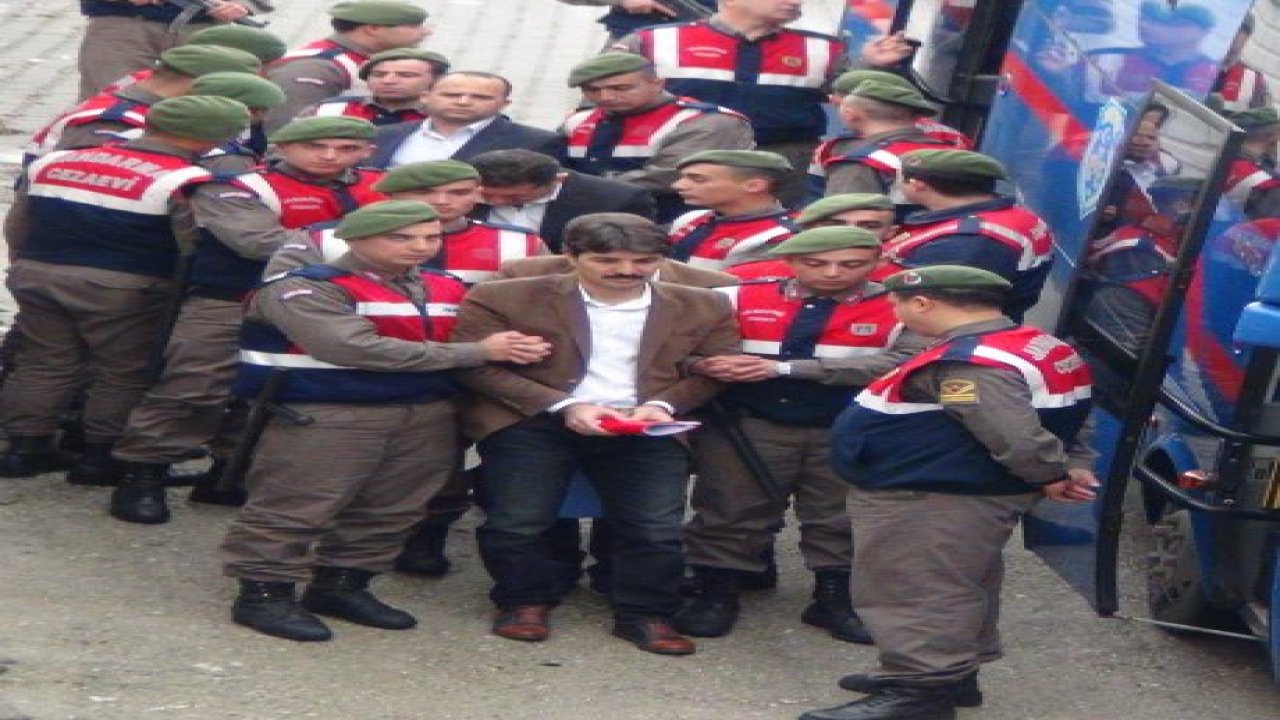 Polis operasyonları önceden bildiriyordu