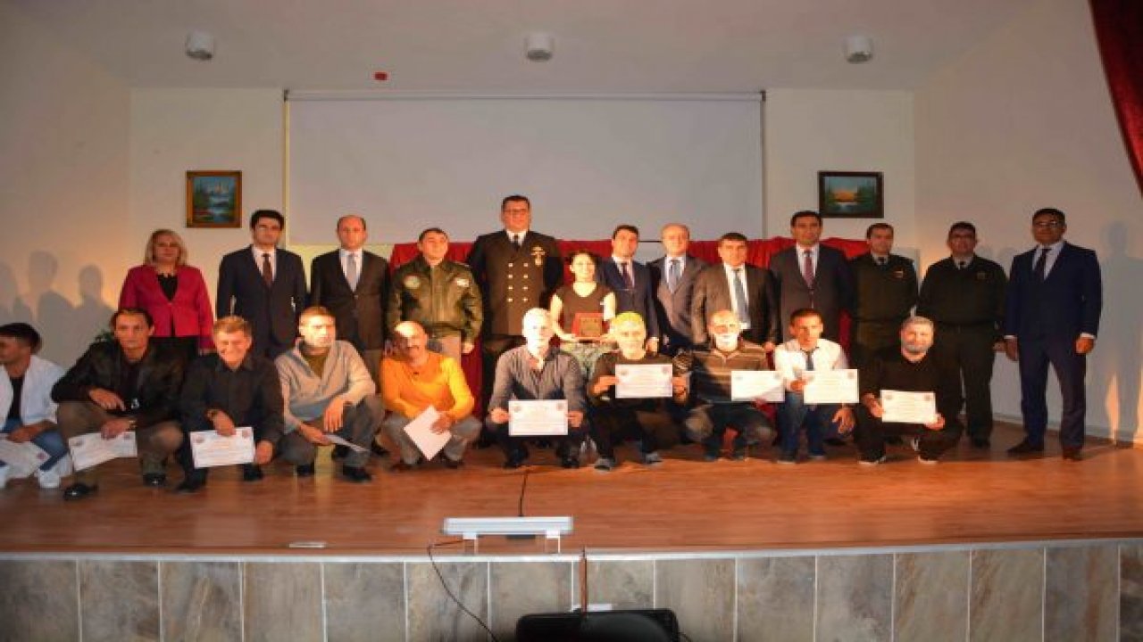 Mahkumlardan tiyatro gösterisi