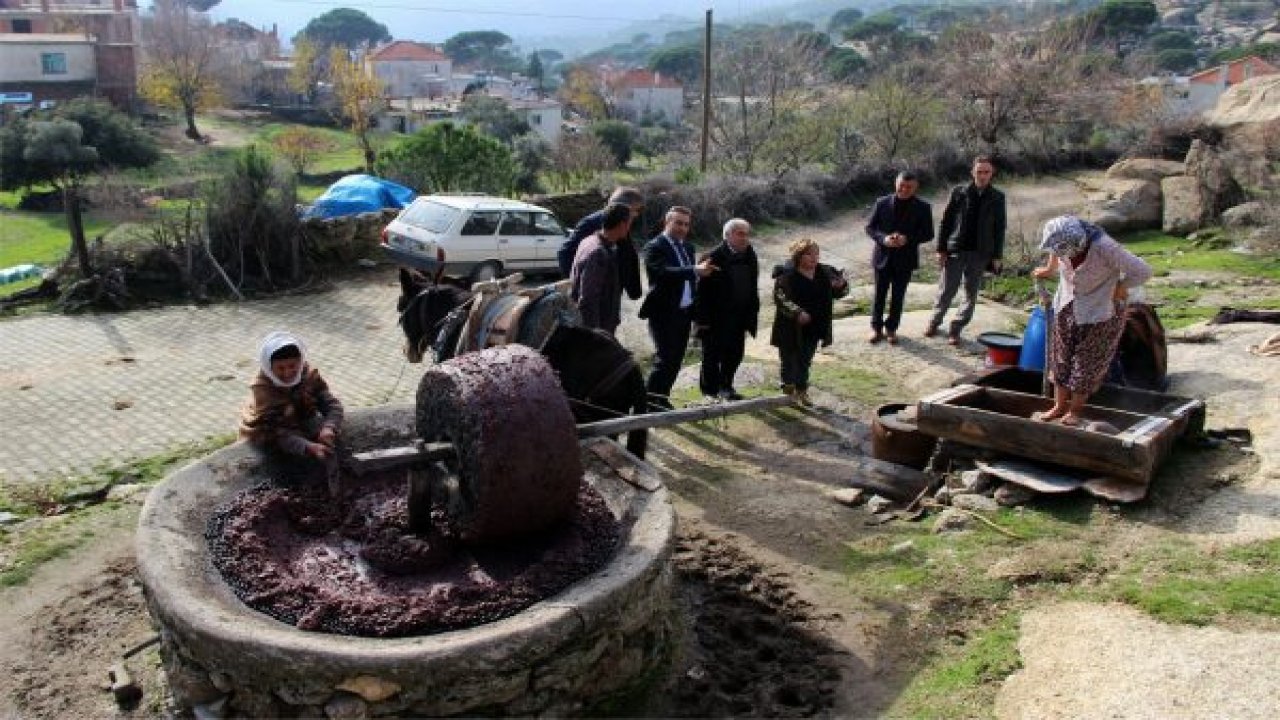 Geleneklerini  sürdürüyorlar