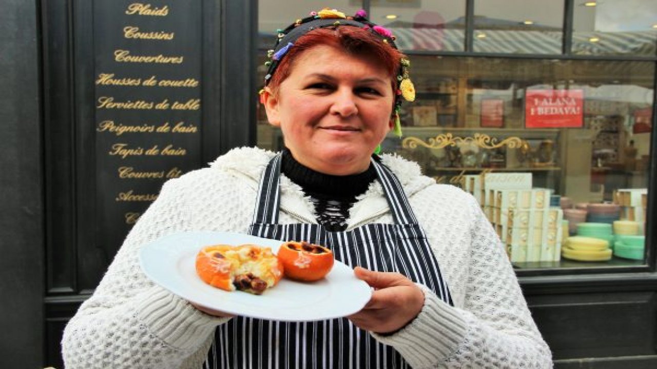 Mandalinadan sütlaç yaptı