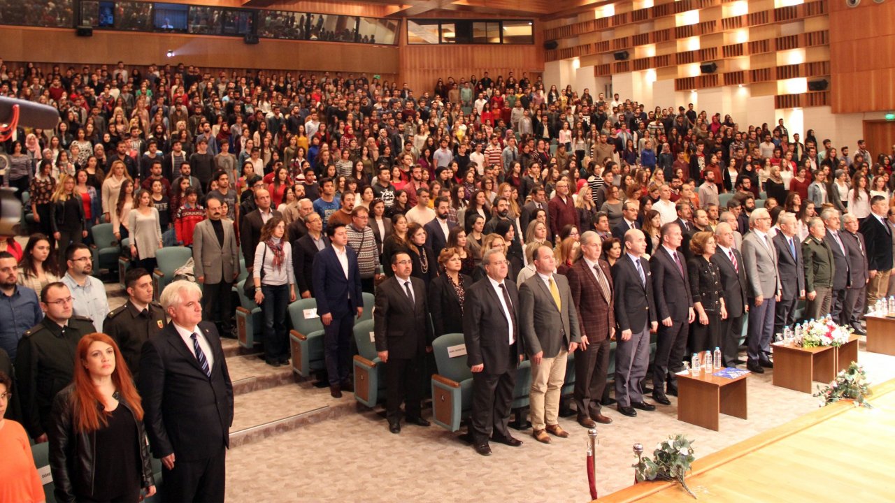 Üniversite’den anlamlı sergi