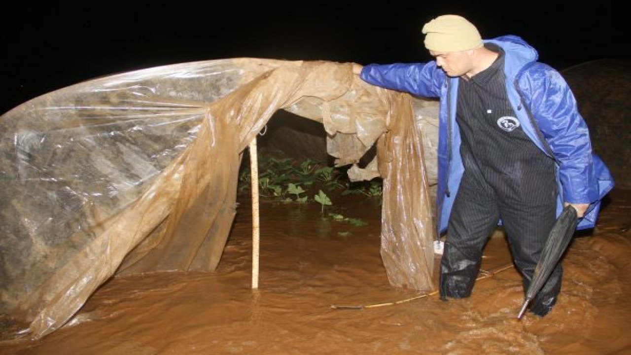 Şiddetli yağış tarım arazileri ve seralara zarar verdi