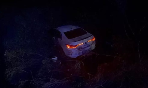 3 araç birbirine girdi! Çok sayıda yaralı var