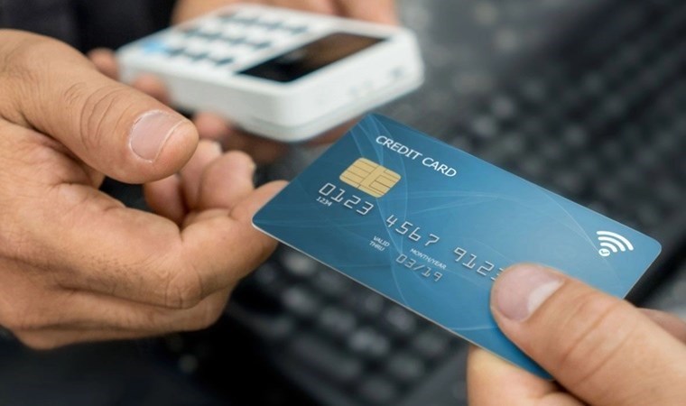 Kredi kartı kullananlar dikkat: Bankalardan yeni karar!