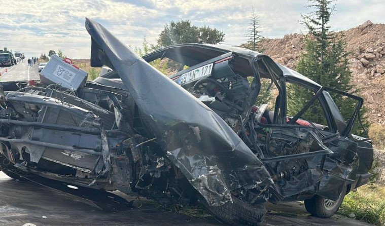 Feci kaza! Ölü ve yaralılar var