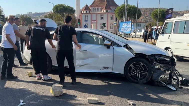 Feci kaza! 1 Yaralı var