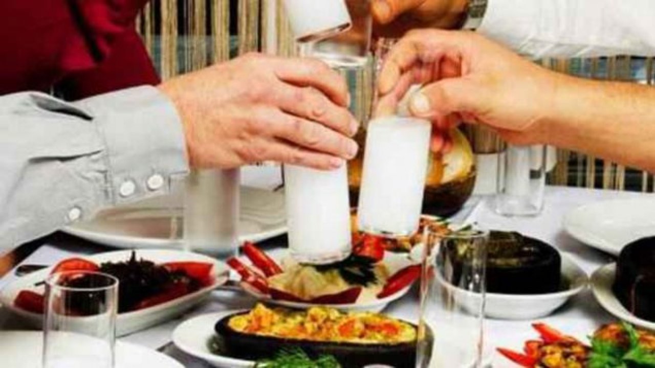 Alkollü içkilerde zam