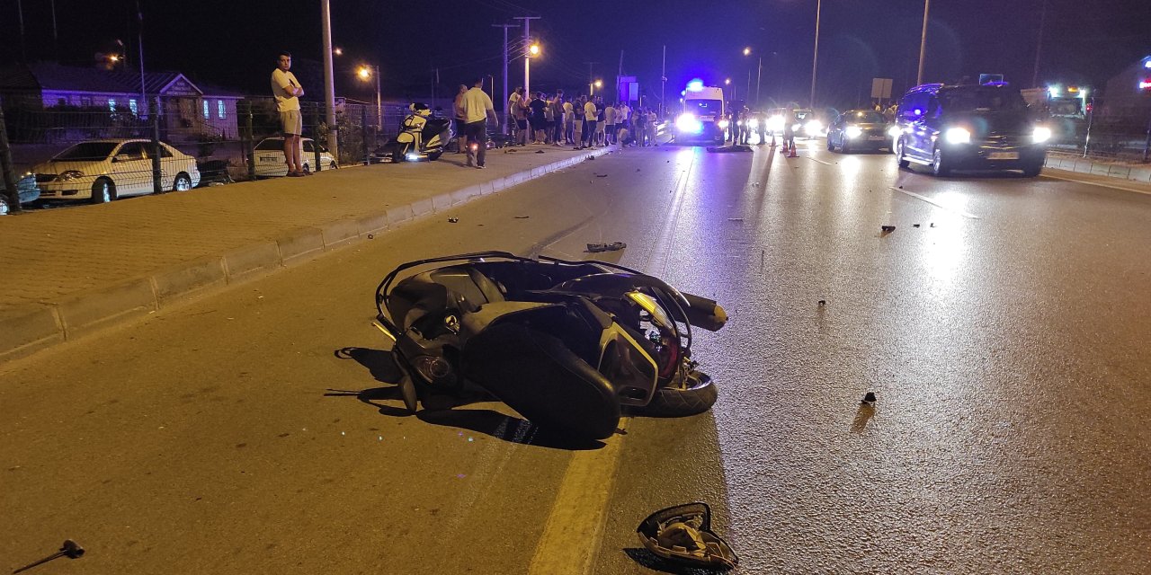 Fethiye'de motosikletle araba çarpıştı: 1 ölü, 2 yaralı