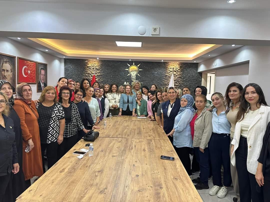 AK Parti Muğla'da Kadın Kolları Temayül Yoklaması