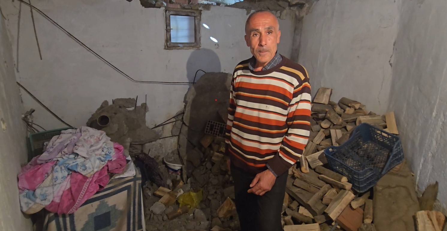 Eşinin ölümüyle yıkılan baba, kızı için umut arıyor