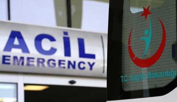 Babasını bıçakladı: Durumu kritik!