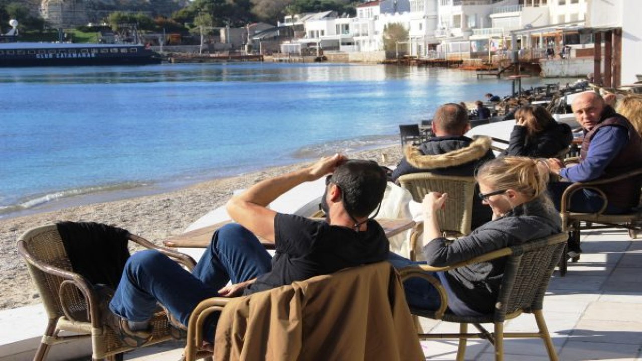 Türkiye kışı, Bodrum yazı yaşıyor