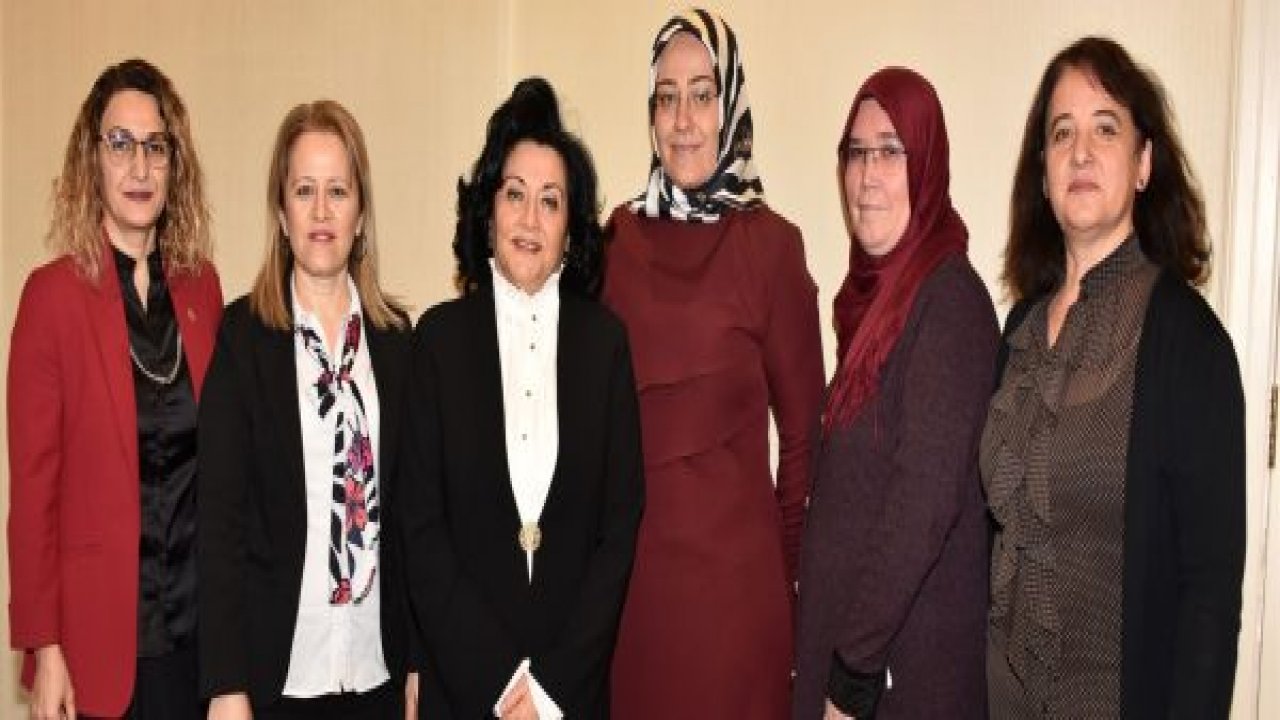 Memur-Sen Kadın Kolları Vali Civelek’i ziyaret etti