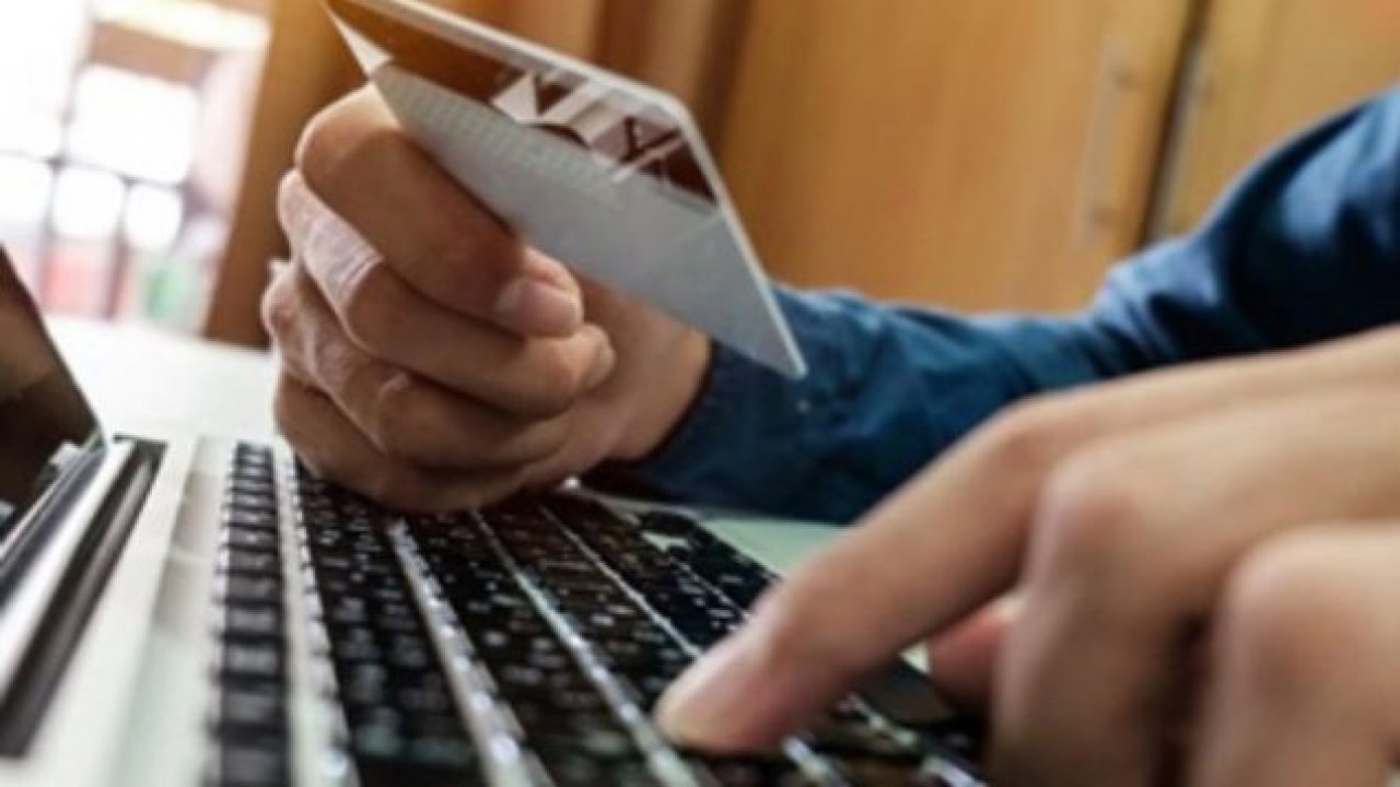 Kredi kartı sahipleri dikkat