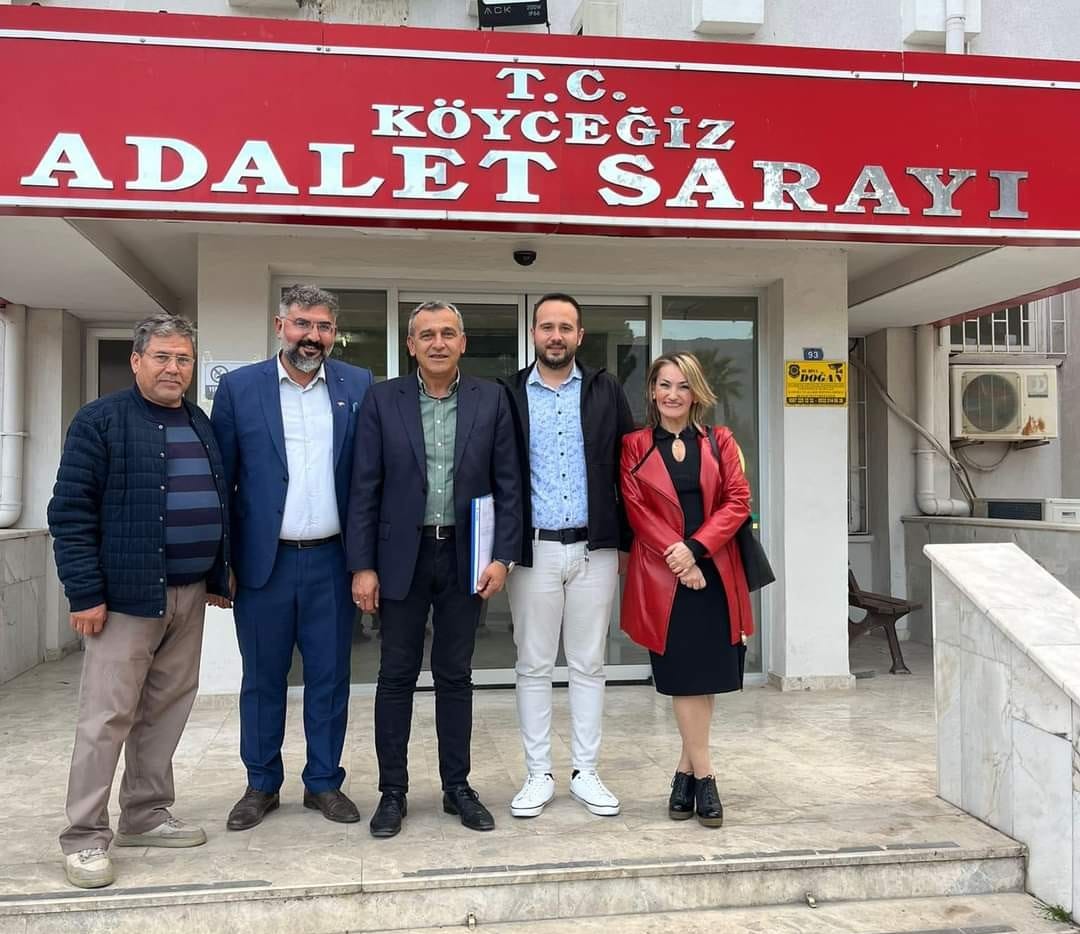 Özçakır Mazbatasını teslim aldı