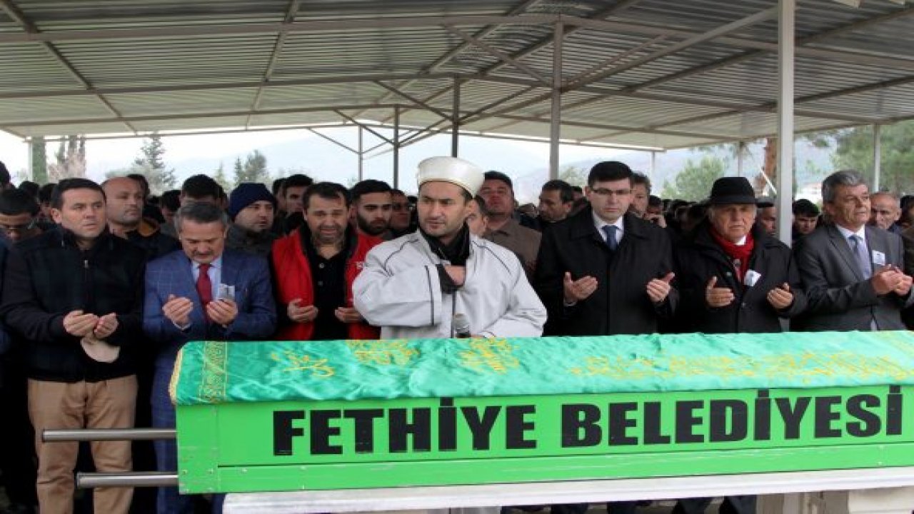 Kazada ölen liseli son yolculuğuna uğurlandı