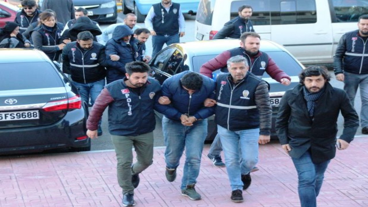 Yasak aşkı itiraf etti