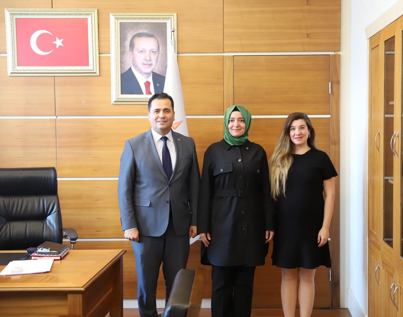 AK Parti Genel Başkan Yardımcısı Kaya, Ballı ailesini misafir etti