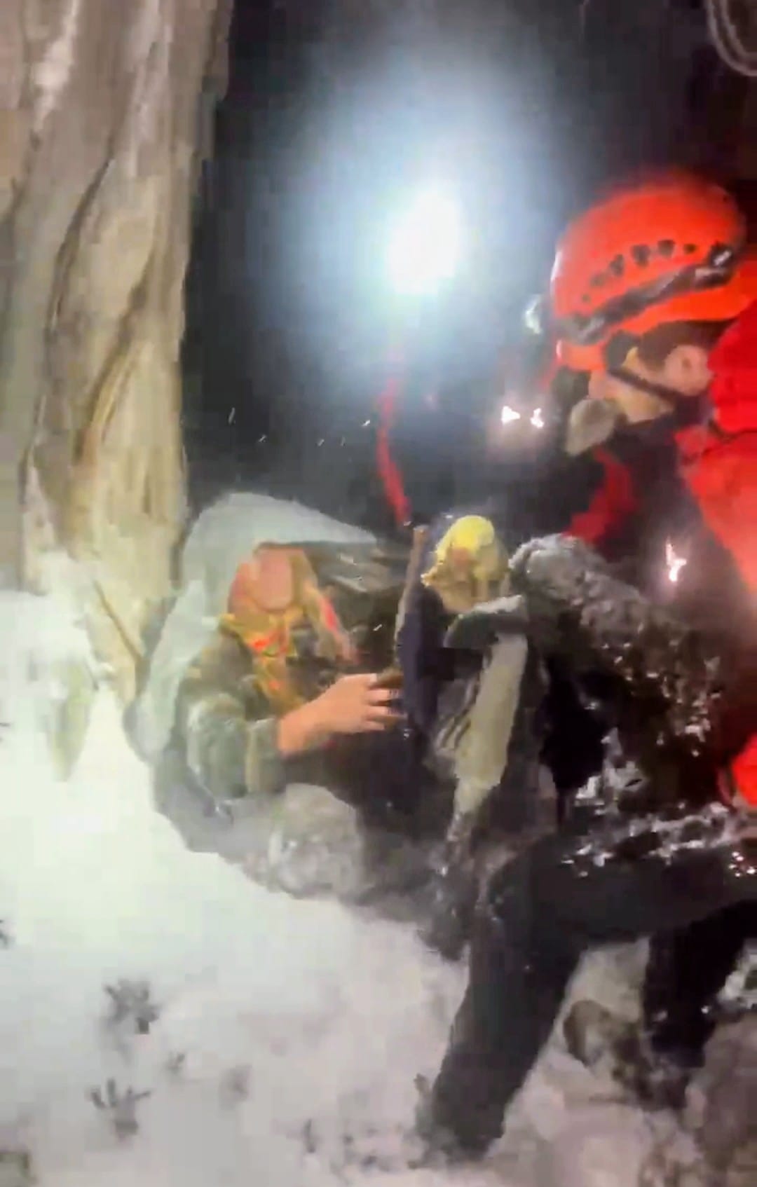 Afad Ekiplerinden Duygulandıran Operasyon