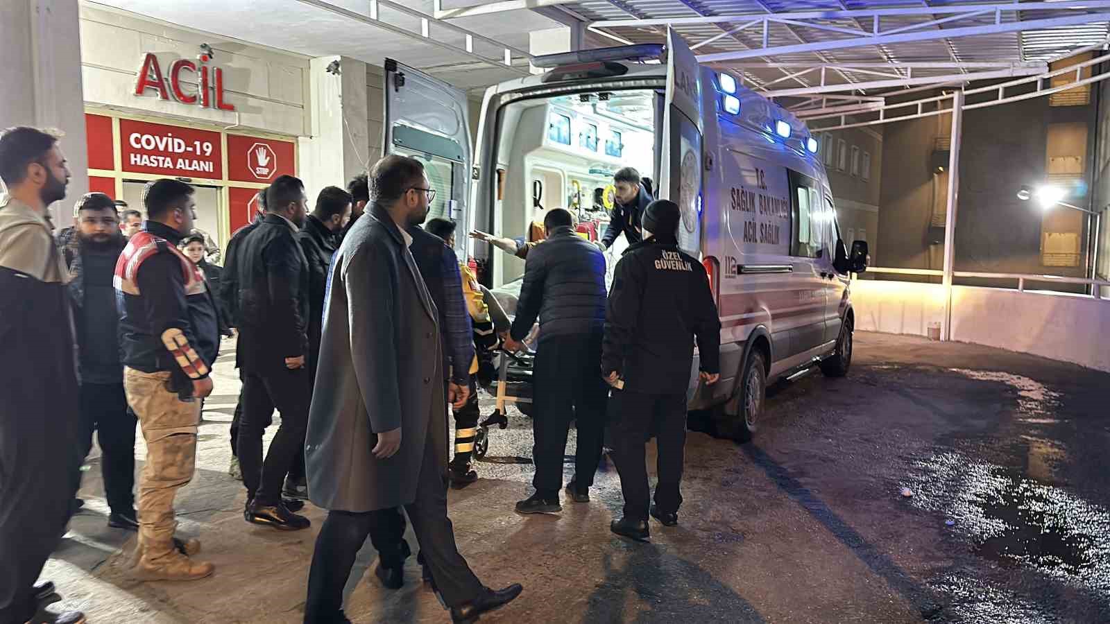 Feci kaza: Eski Milletvekili ve 8 kişi yaralandı