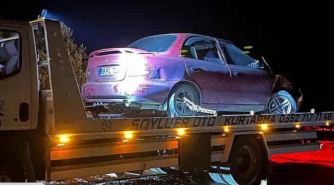 Milas'ta Korkutan Kaza: Araç Takla Attı! Yaralılar Var