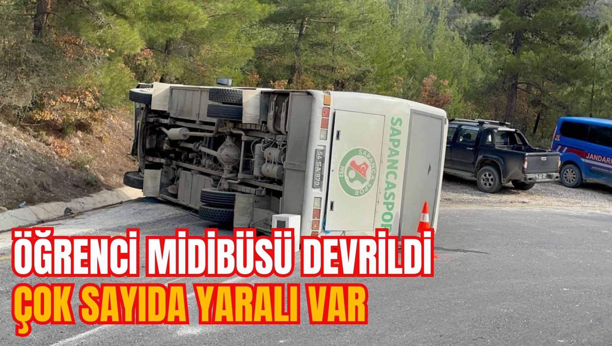 ÖĞRENCİ MİDİBÜSÜ DEVRİLDİ: ÇOK SAYIDA YARALI VAR