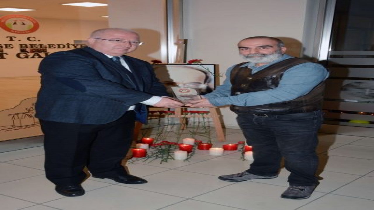 Uğur Mumcu “Sönmeyen Işık” sergisiyle anıldı