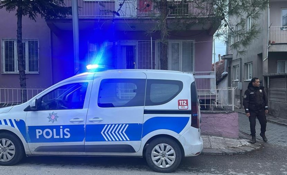 Tartıştığı kocasını bıçakladı