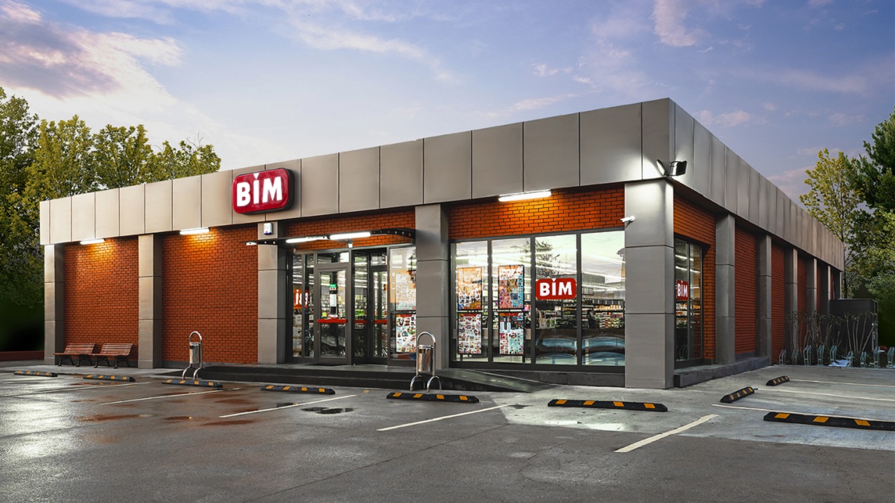 Fiyatları gören şaka sanıyor! BİM her evin gereği 4 eşyayı bu fiyata indirdi