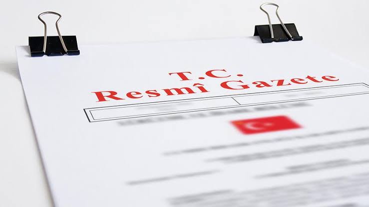 RESMİ GAZETE YAYIMLADI: ÖĞRENCİLERİN KILIK KIYAFETLERİ DEĞİŞİYOR