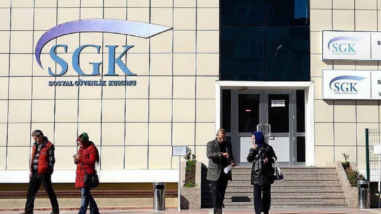 SGK tek şart arıyor: Başvuranlar 1460 gün erken emekli edilecek