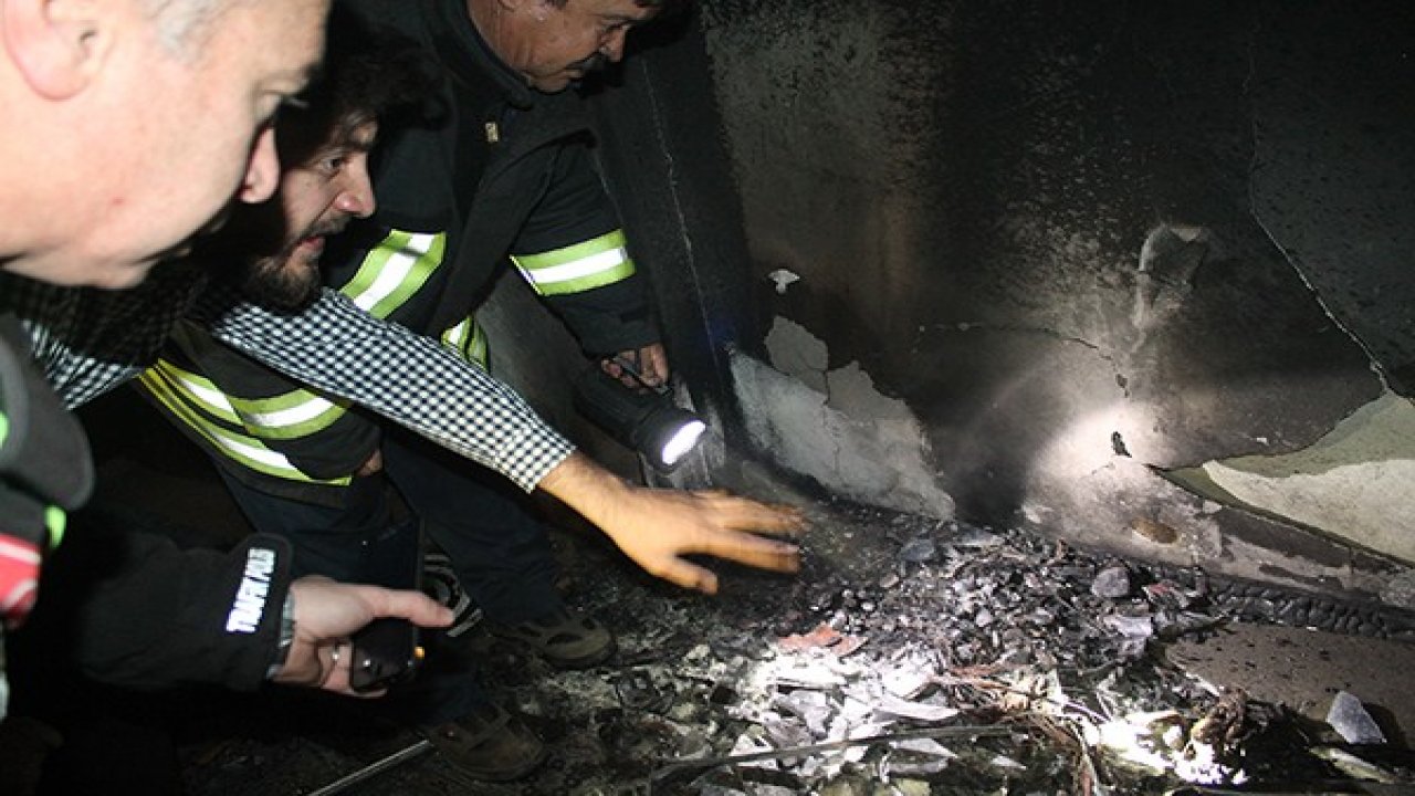 Elektrik arızası evi kül etti