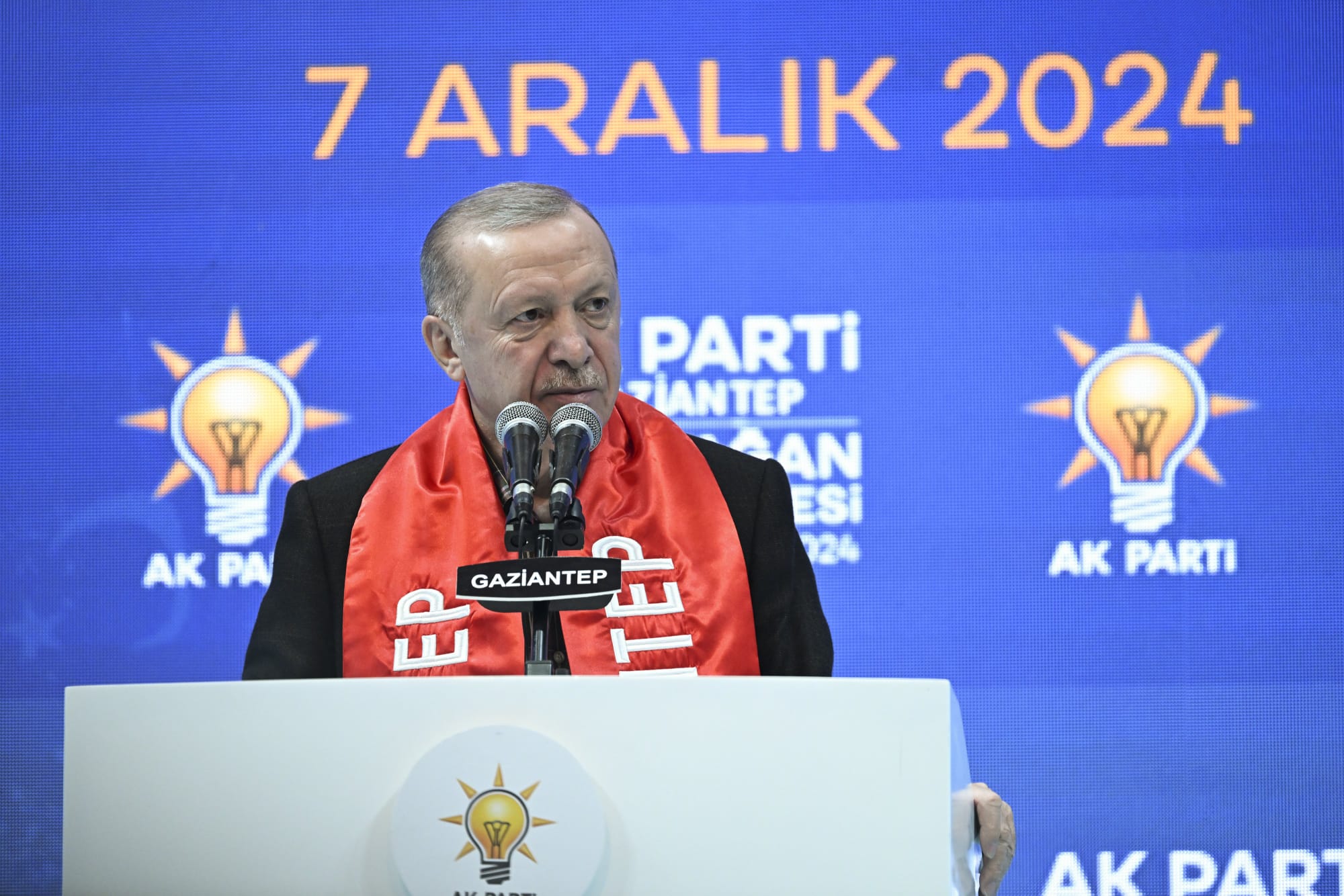 Cumhurbaşkanı Erdoğan’dan Burs Müjdesi