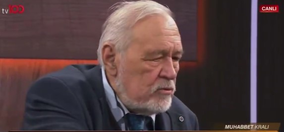 İlber Ortaylı canlı yayını terk etti