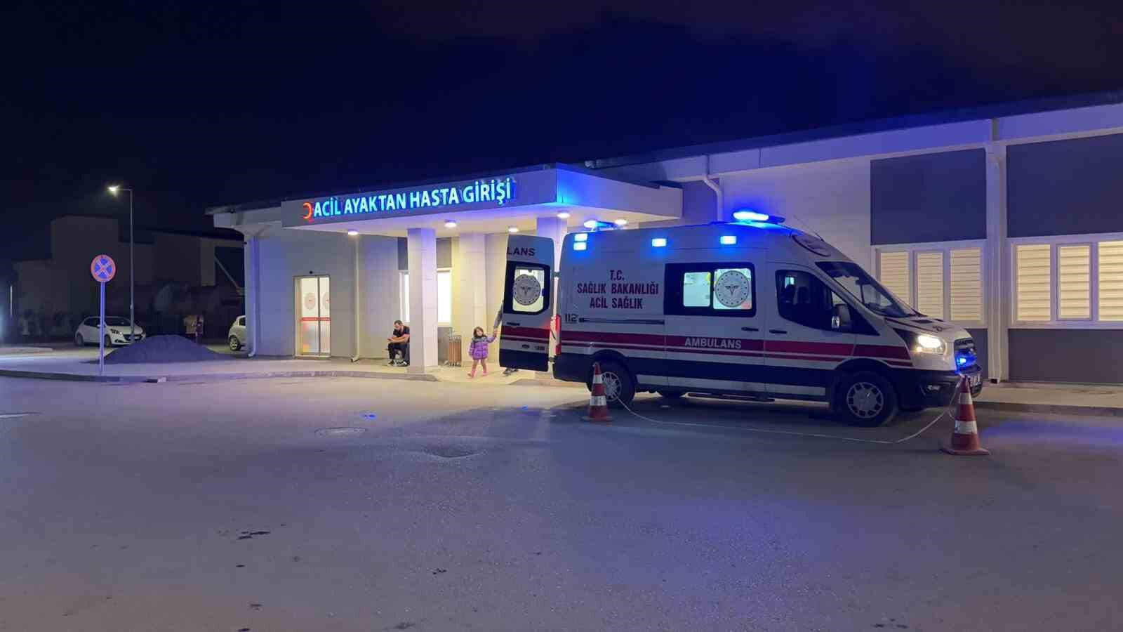 Anne ve çocuğu öldü: 21 kişi hastaneye kaldırıldı