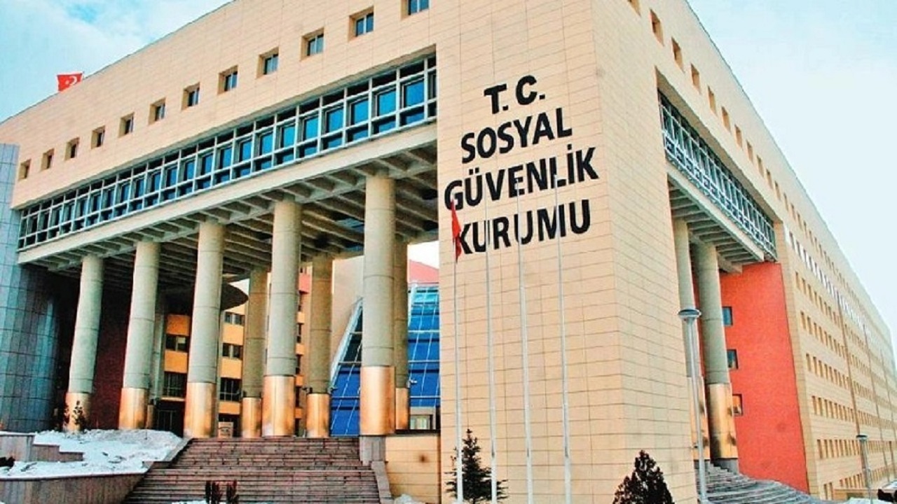 Emeklilik kapısı aralandı! Bu yıllarda çalışmış olanlara emekli maaşı