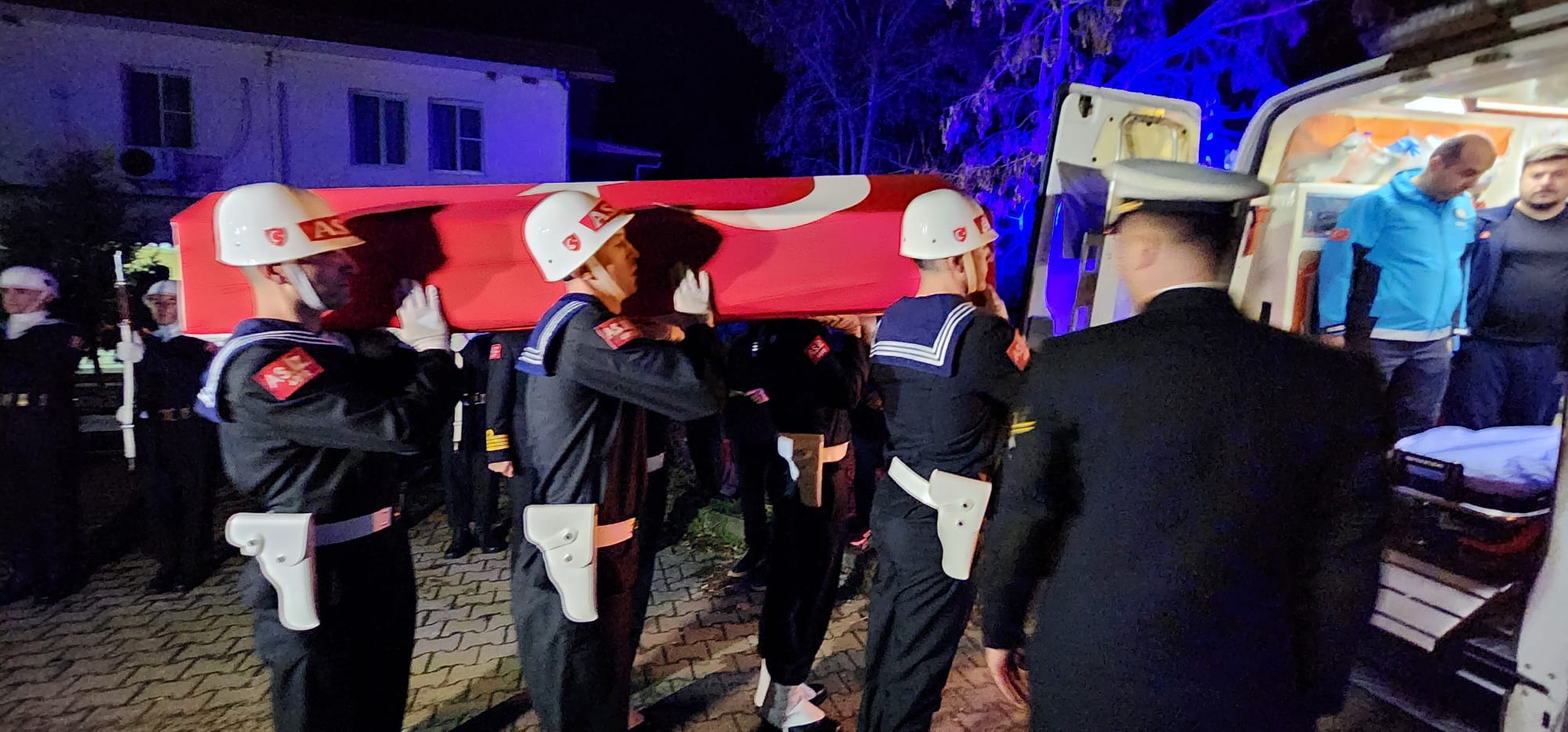 Helikopter kazasında yaşamını yitiren 4 kişi için tören düzenlendi