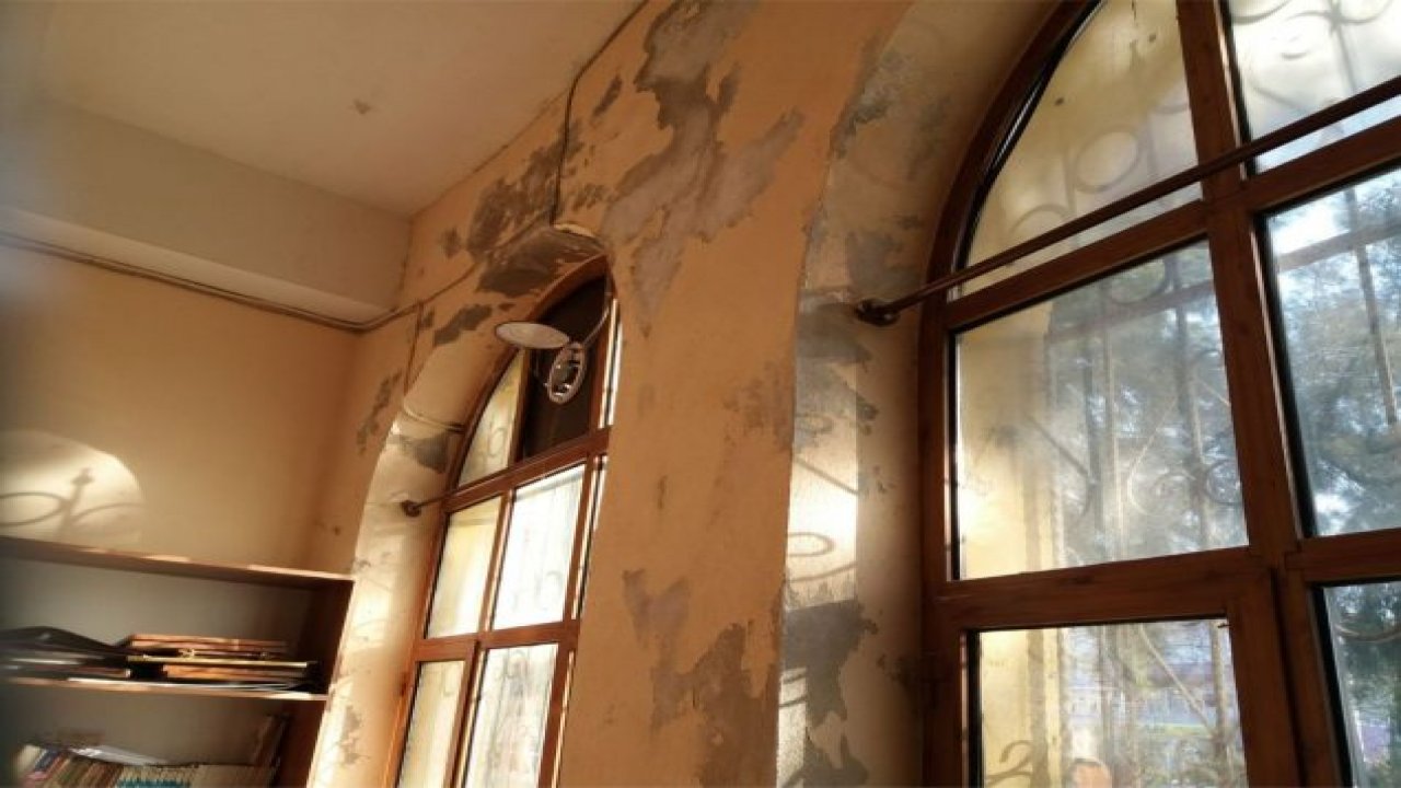 Milas Belediyesi Şehir Tiyatrosu yenileniyor