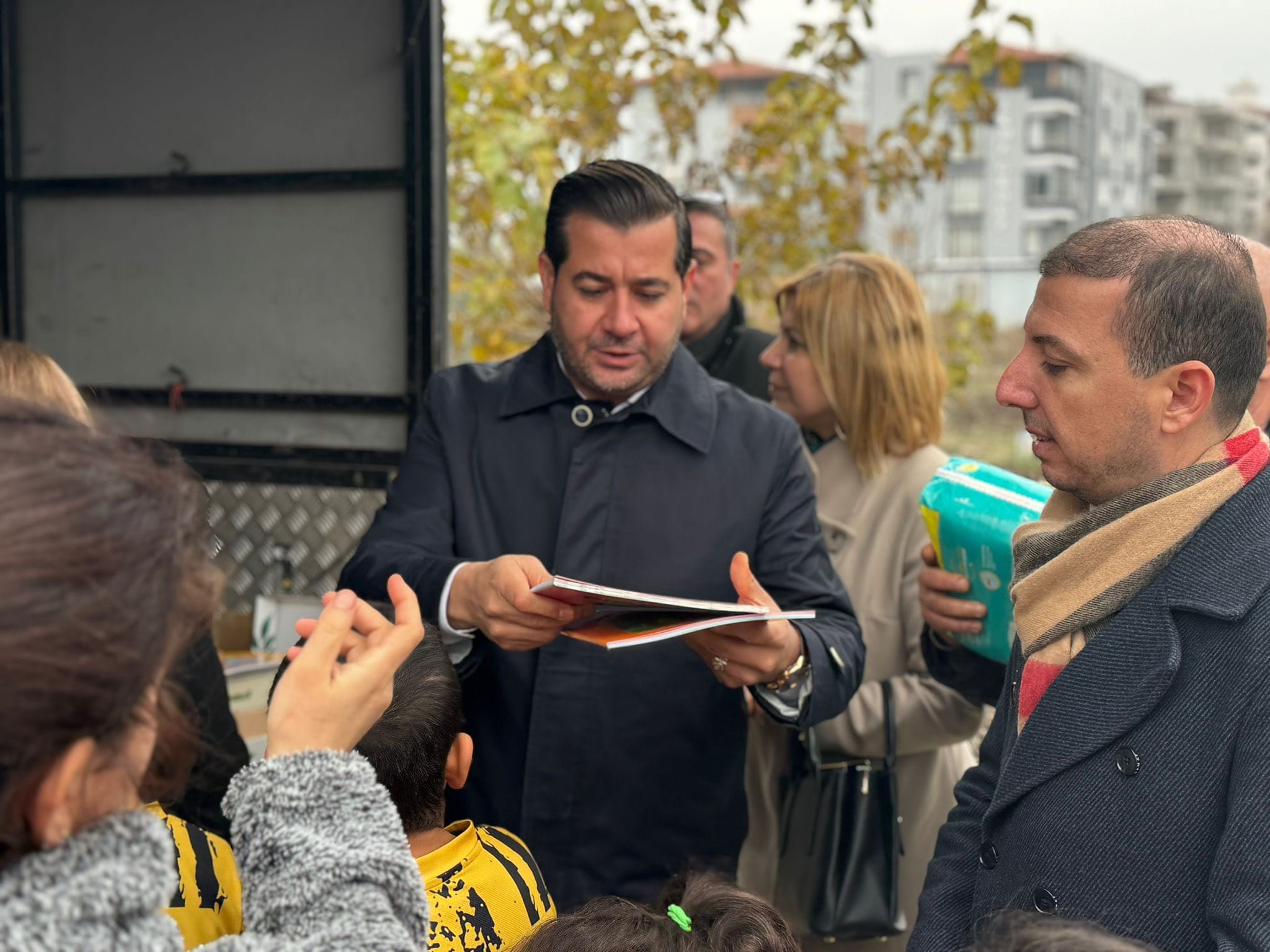 CHP Muğla Örgütü Hatay'da depremzede çocuklara hediye verdi