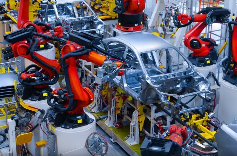 Otomotiv devi Türkiye'den çekildi