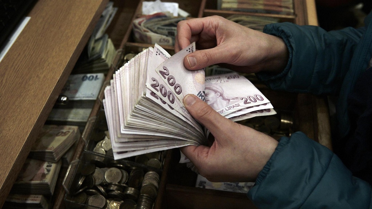 Bir anda zam geldi: Bankada parası olanları ilgilendiren karar