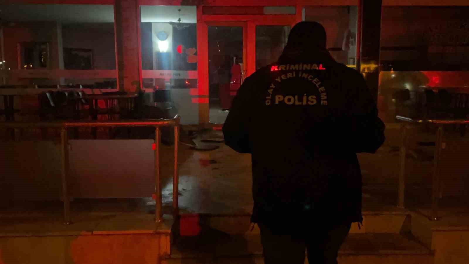 YÜKSEK SESLE MÜZİK DİNLEME KAVGASINDAN KAN ÇIKTI