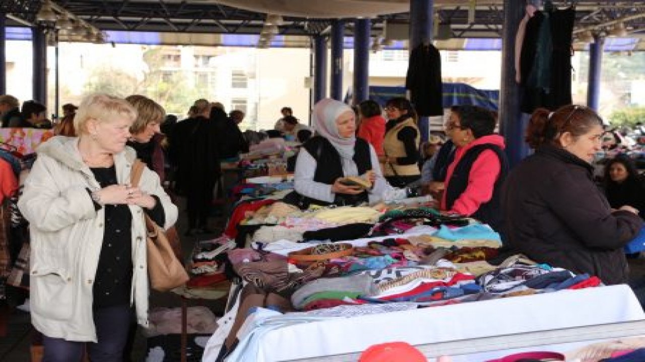 Aile ekonomisine katkı sağlıyorlar